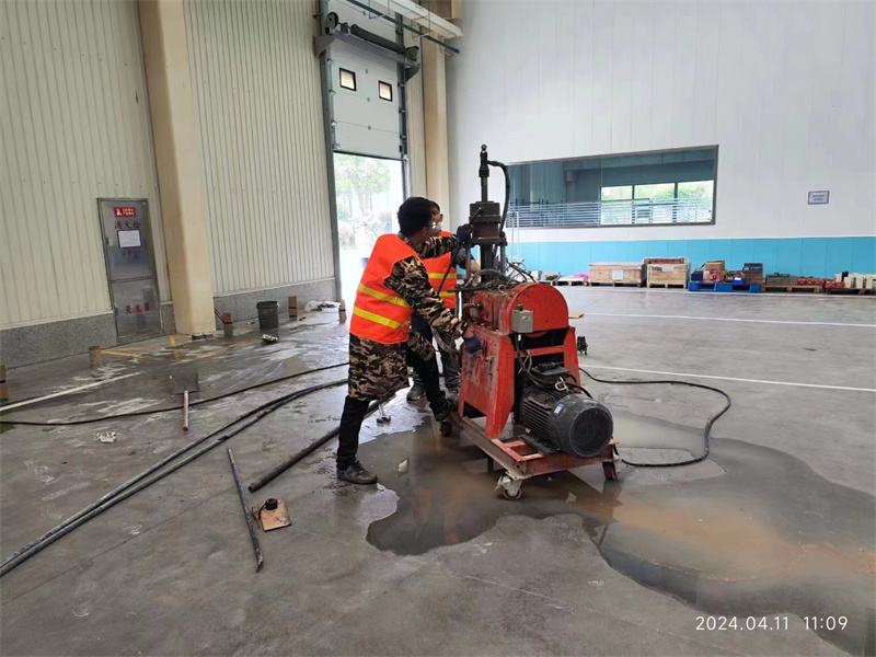 波密厂房地面下沉塌陷注浆加固施工